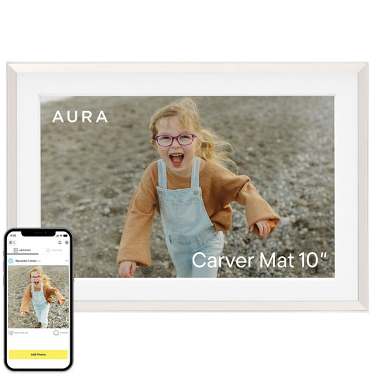 Aura Carver Digital Frame