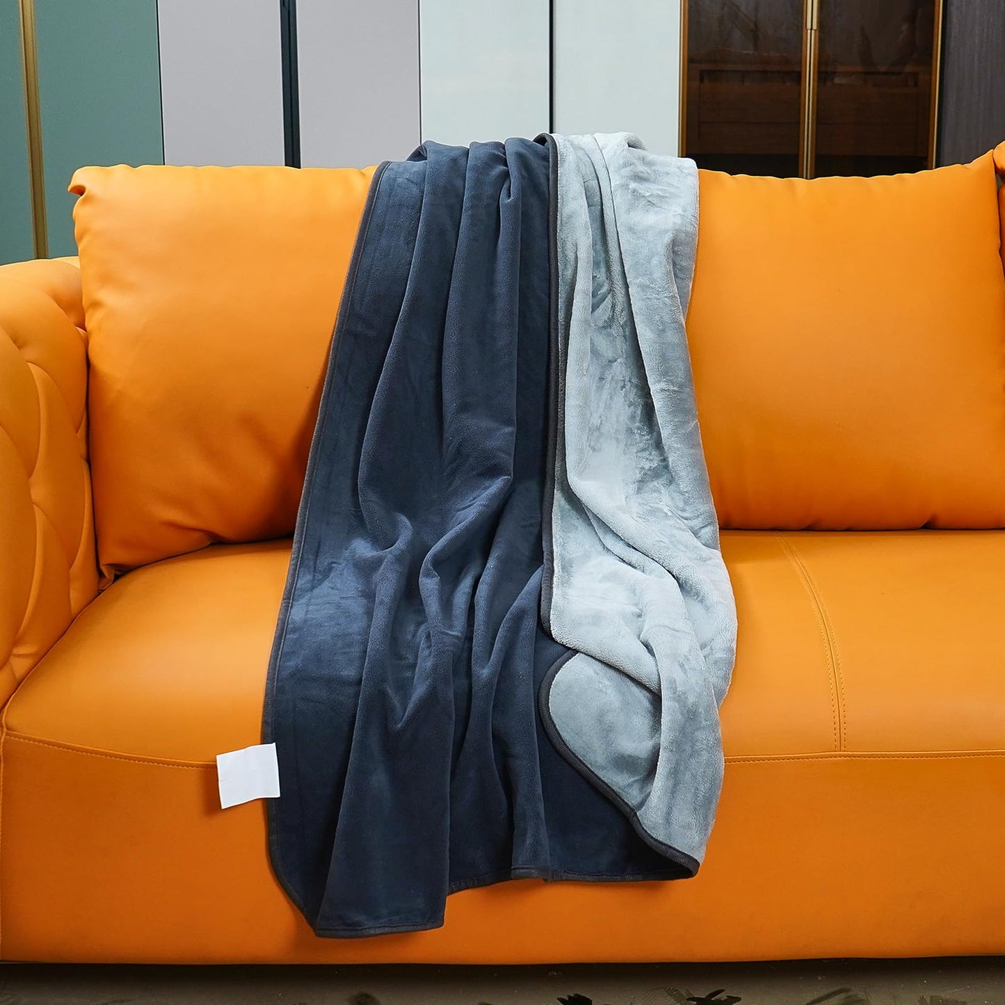Reversible Waterproof Throw Blanket